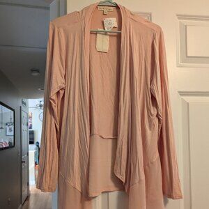 Nwt women's retrology sweater